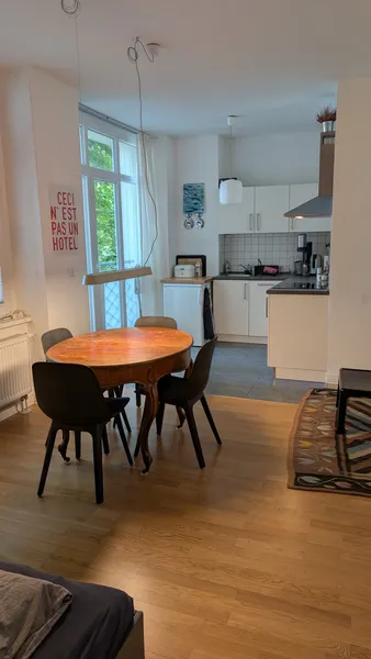 Teilzeitnutzung: Möblierte 1-Zimmer-Wohnung in Berlin-Neukölln – Ideal für Pendler:innen — photo 1
